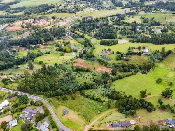 11.8 ha Land available in Assagay