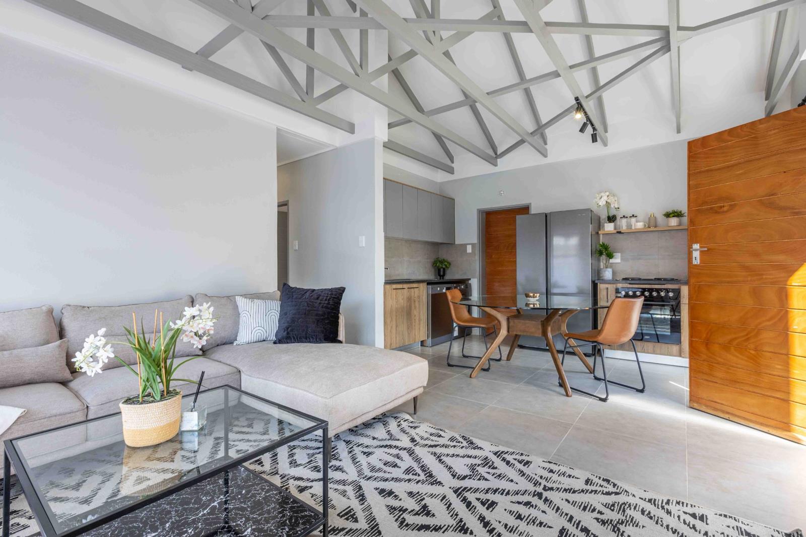 3 Bedroom Simplex in Monavoni AH