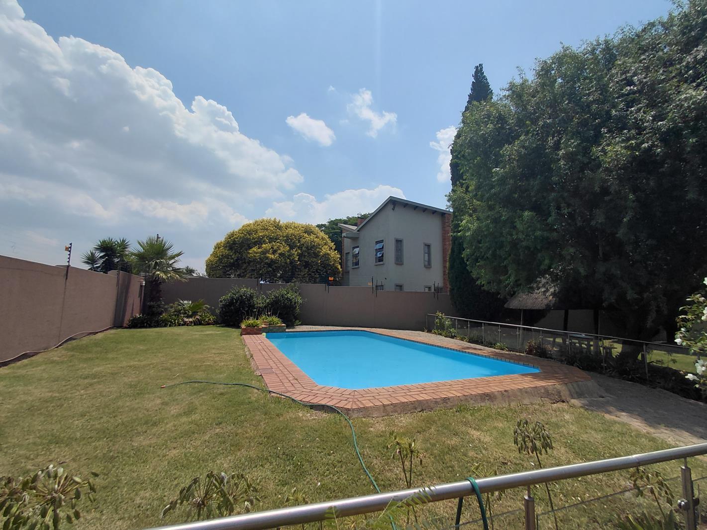 2 Bedroom Simplex in Meyersdal