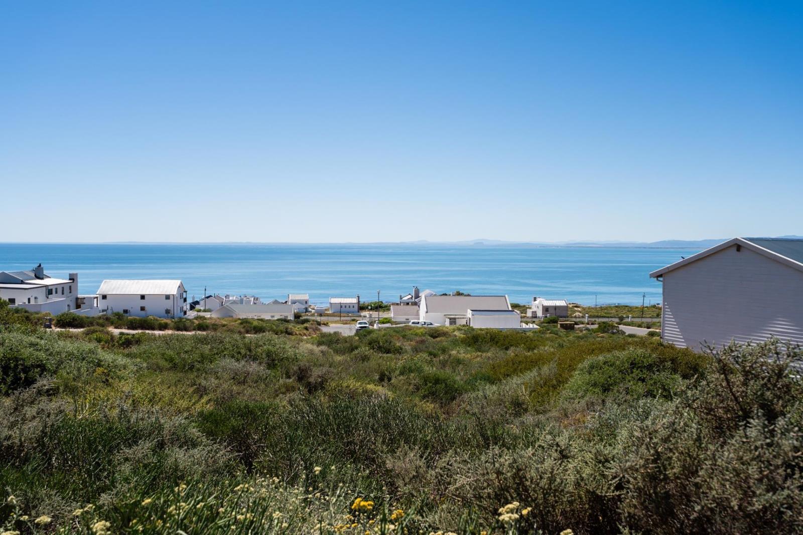 405 m² Land available in St Helena Views