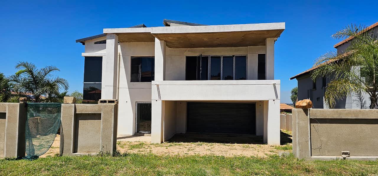 4 Bedroom House in Kungwini Country Estate