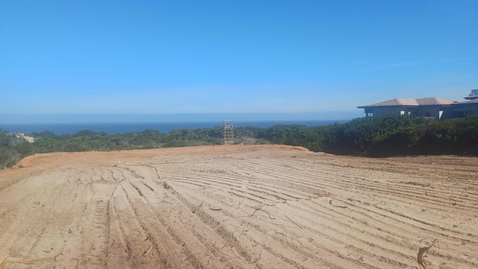 3 818 m² Land available in Moquini Coastal Estate