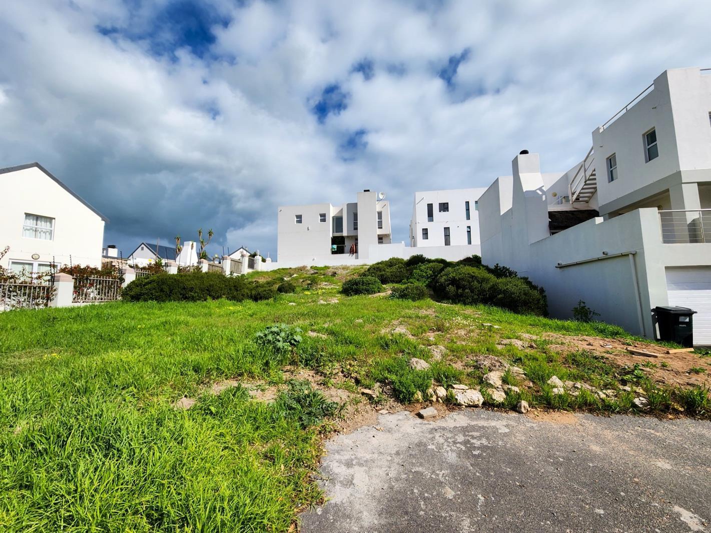 207 m² Land available in Waterfront