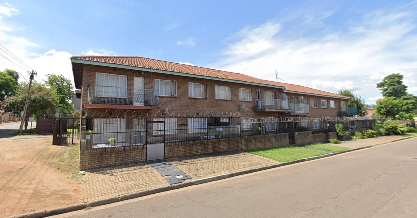 2 Bedroom Apartment in Rustenburg Central