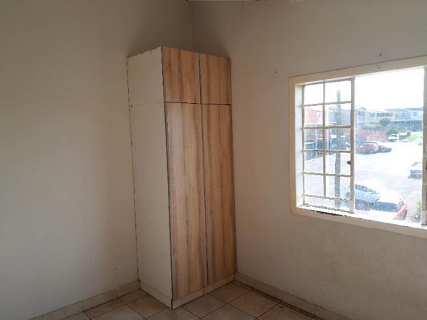 2 Bedroom Apartment in Grove End
