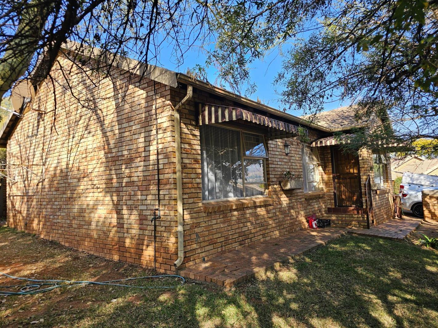 3 Bedroom Townhouse in Wilgeheuwel