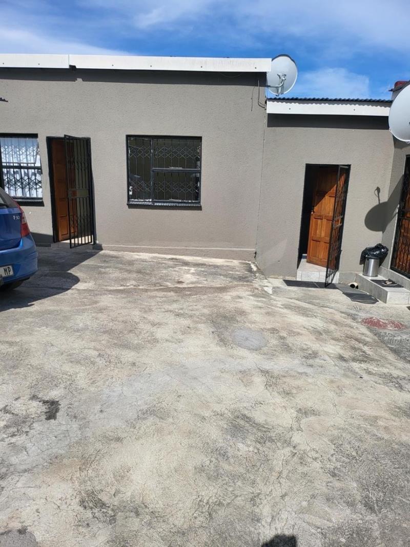 1 Bedroom Apartment in Kanyamazane
