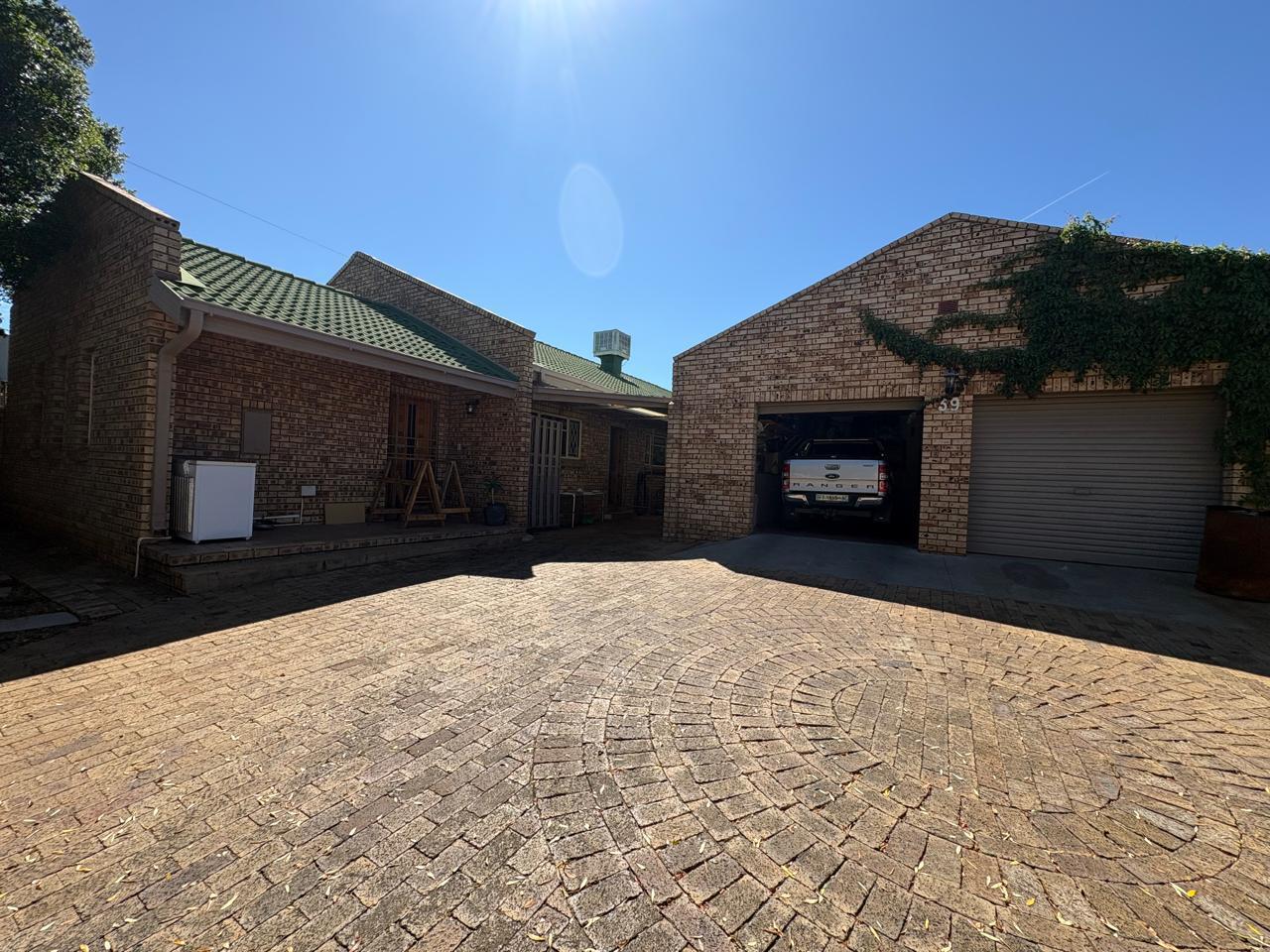 4 Bedroom House in Hillcrest