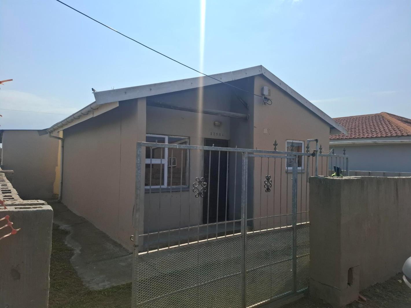2 Bedroom House in Bloemendal