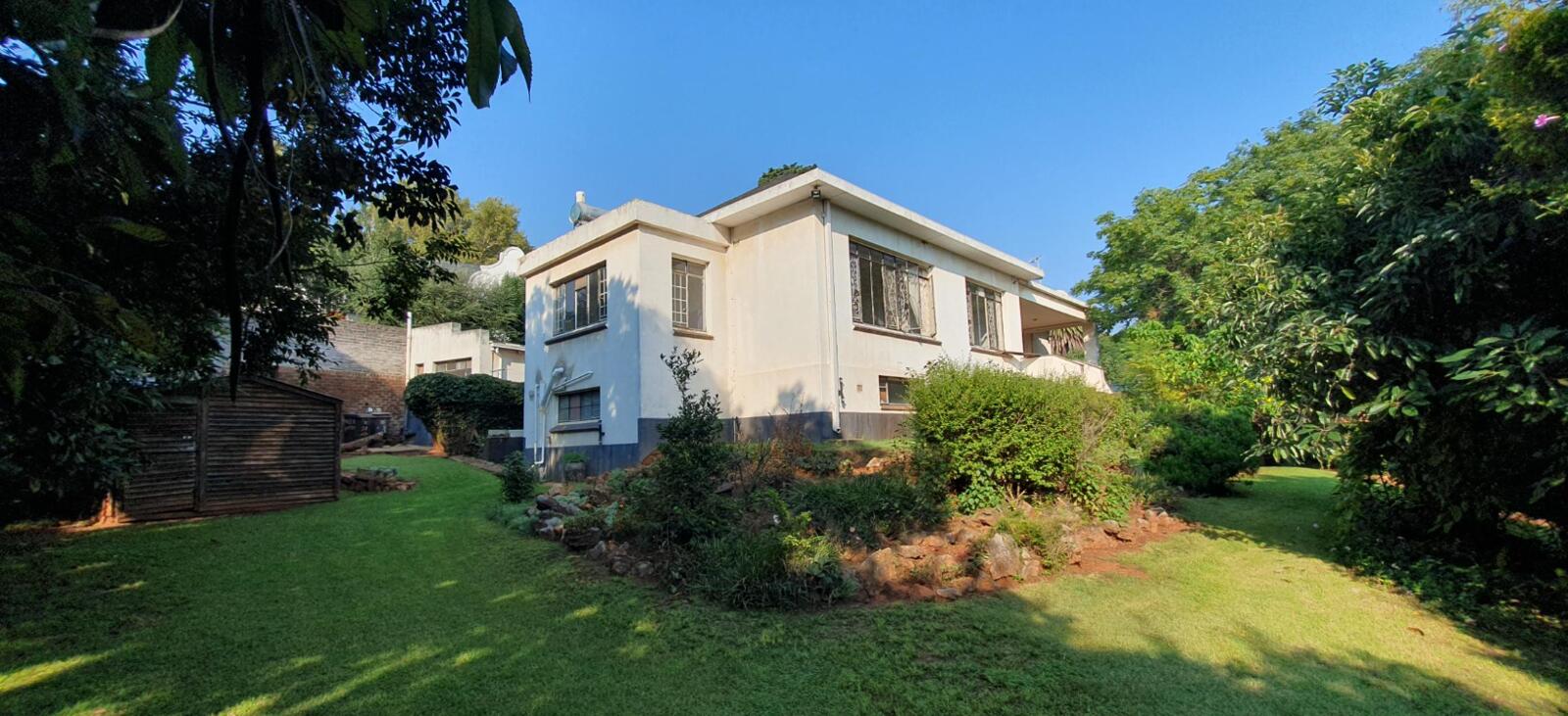 5 Bedroom House in Observatory