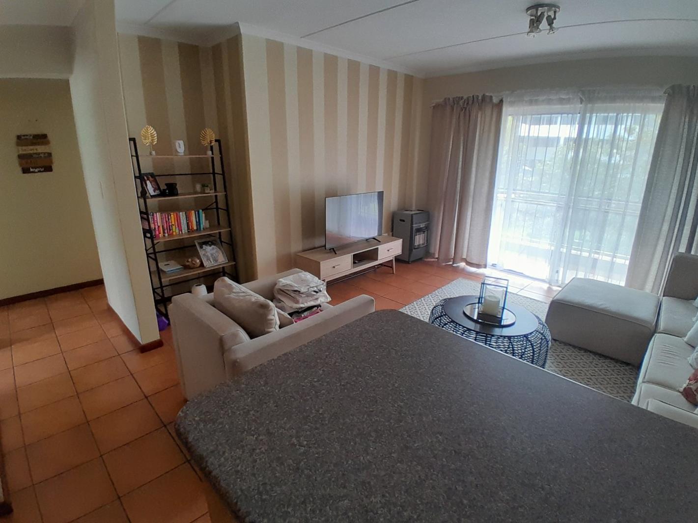 2 Bedroom Apartment in Sunninghill