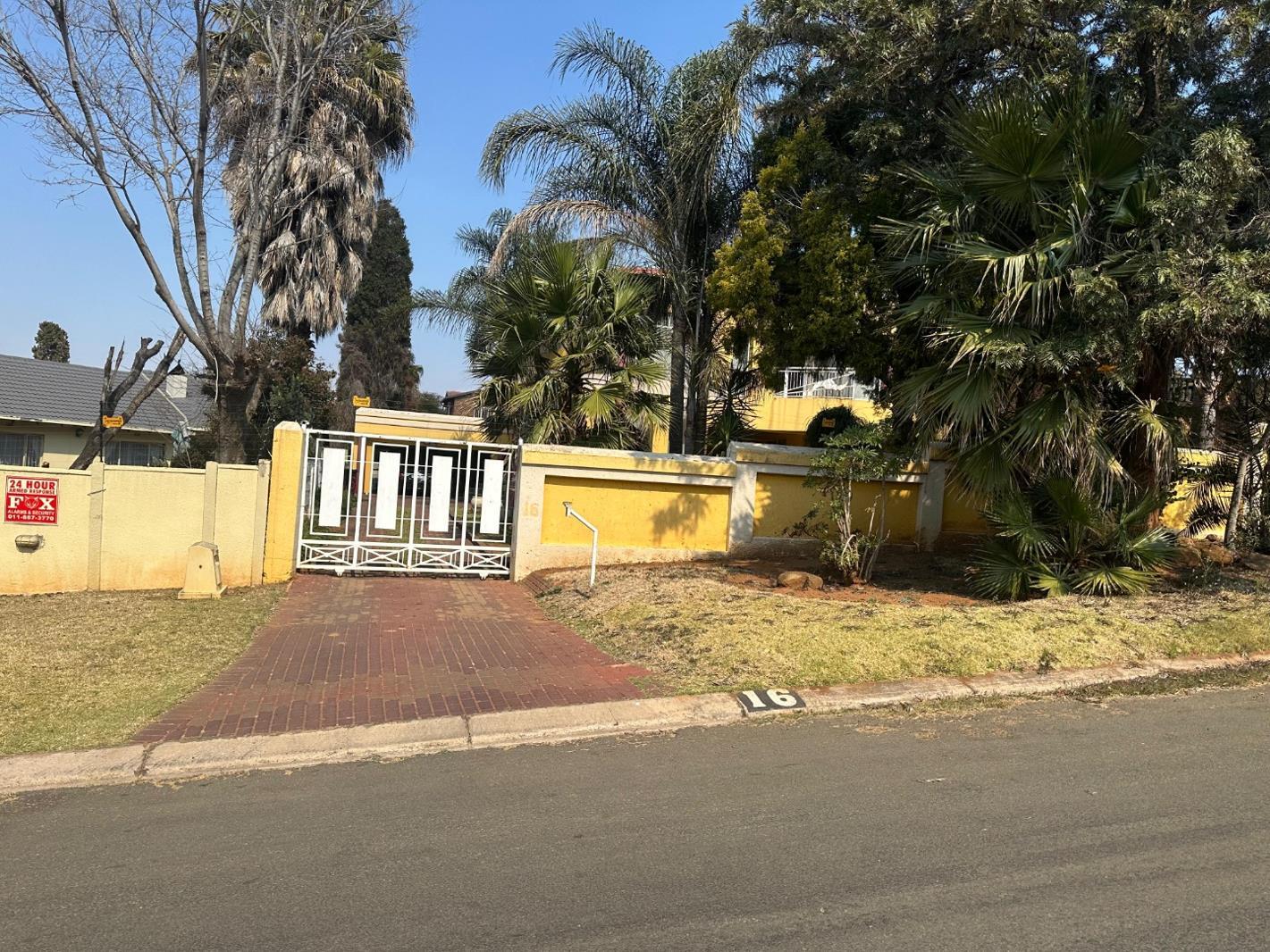 5 Bedroom House in Glenvista