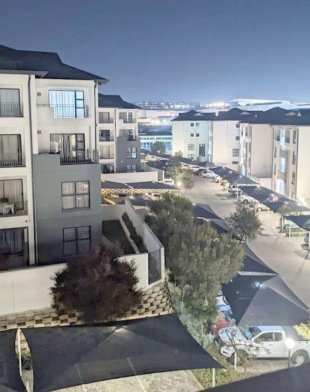 1 Bedroom Apartment in Modderfontein