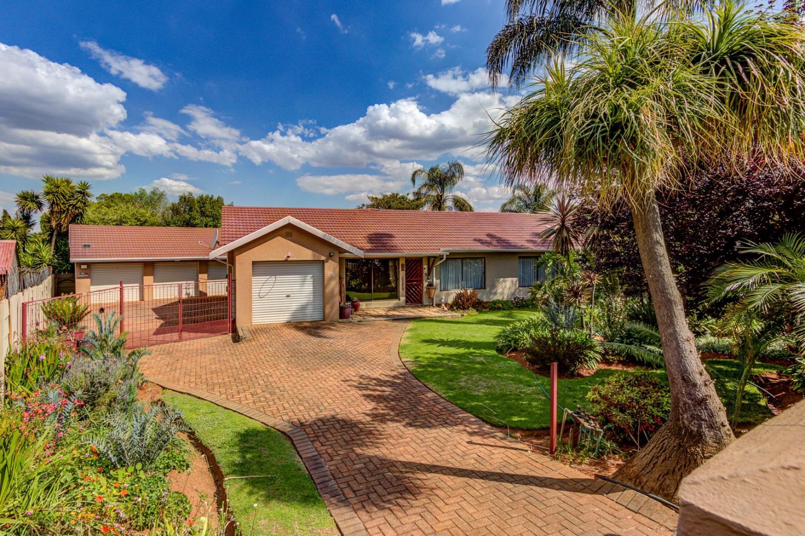 3 Bedroom House in Birchleigh