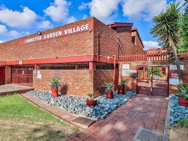 2 Bedroom Townhouse in The Hill