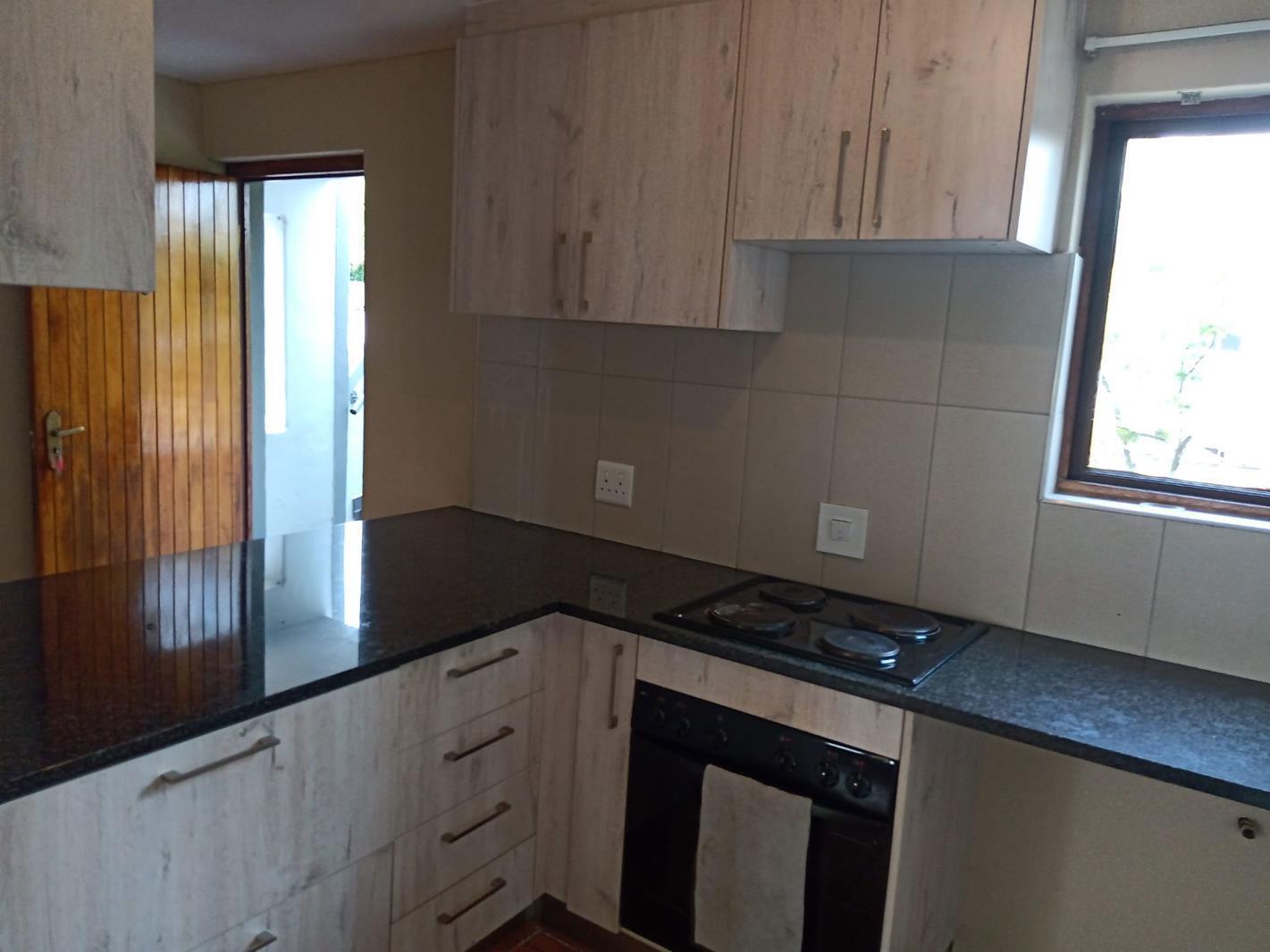 2 Bedroom Apartment in Sunninghill