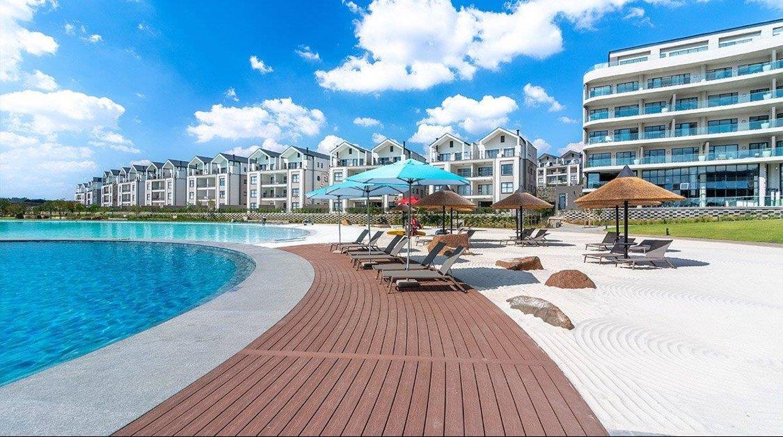 1 Bedroom Apartment in Waterfall