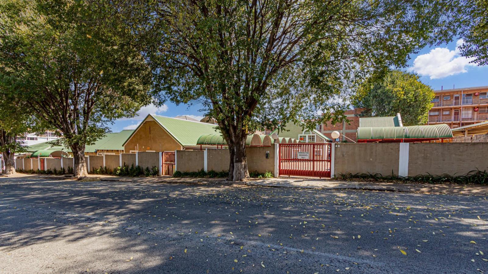25 Bedroom Apartment in Alberton