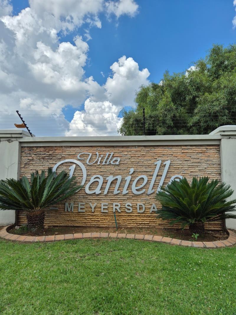 2 Bedroom Townhouse in Meyersdal