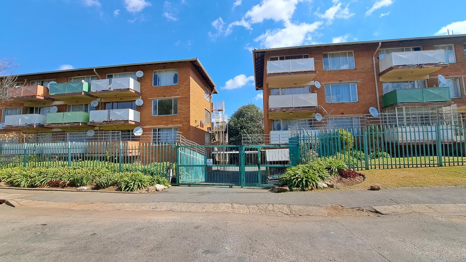 Studio Apartment in Windsor East