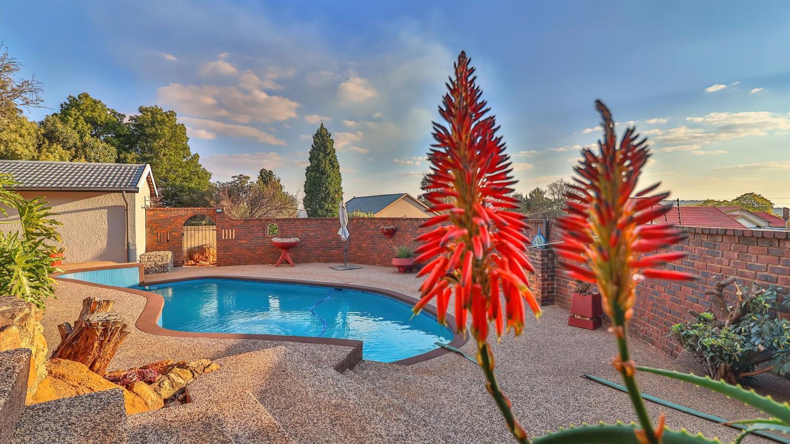 4 Bedroom House in Glenvista