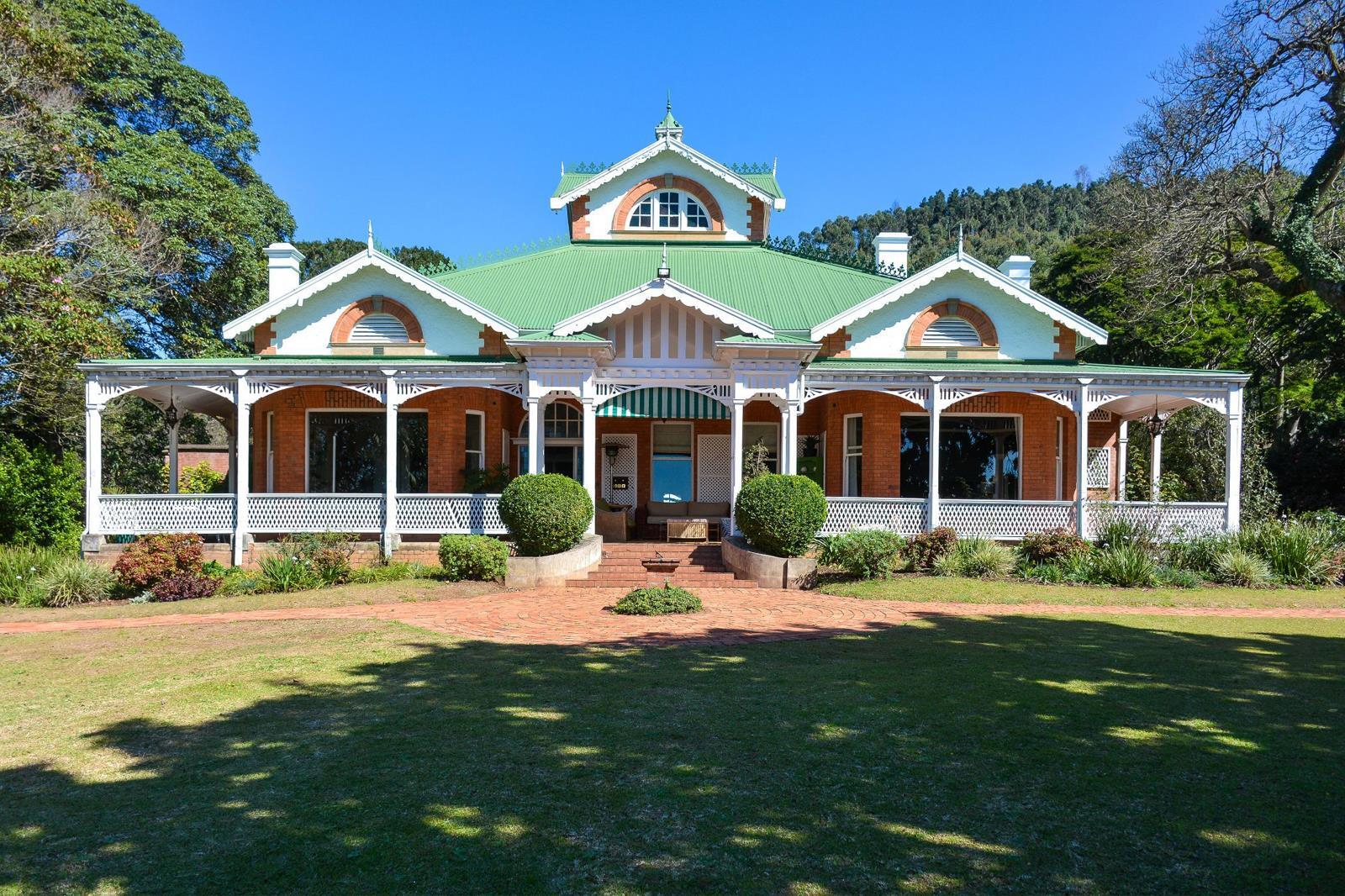 6 Bedroom House in Blackridge