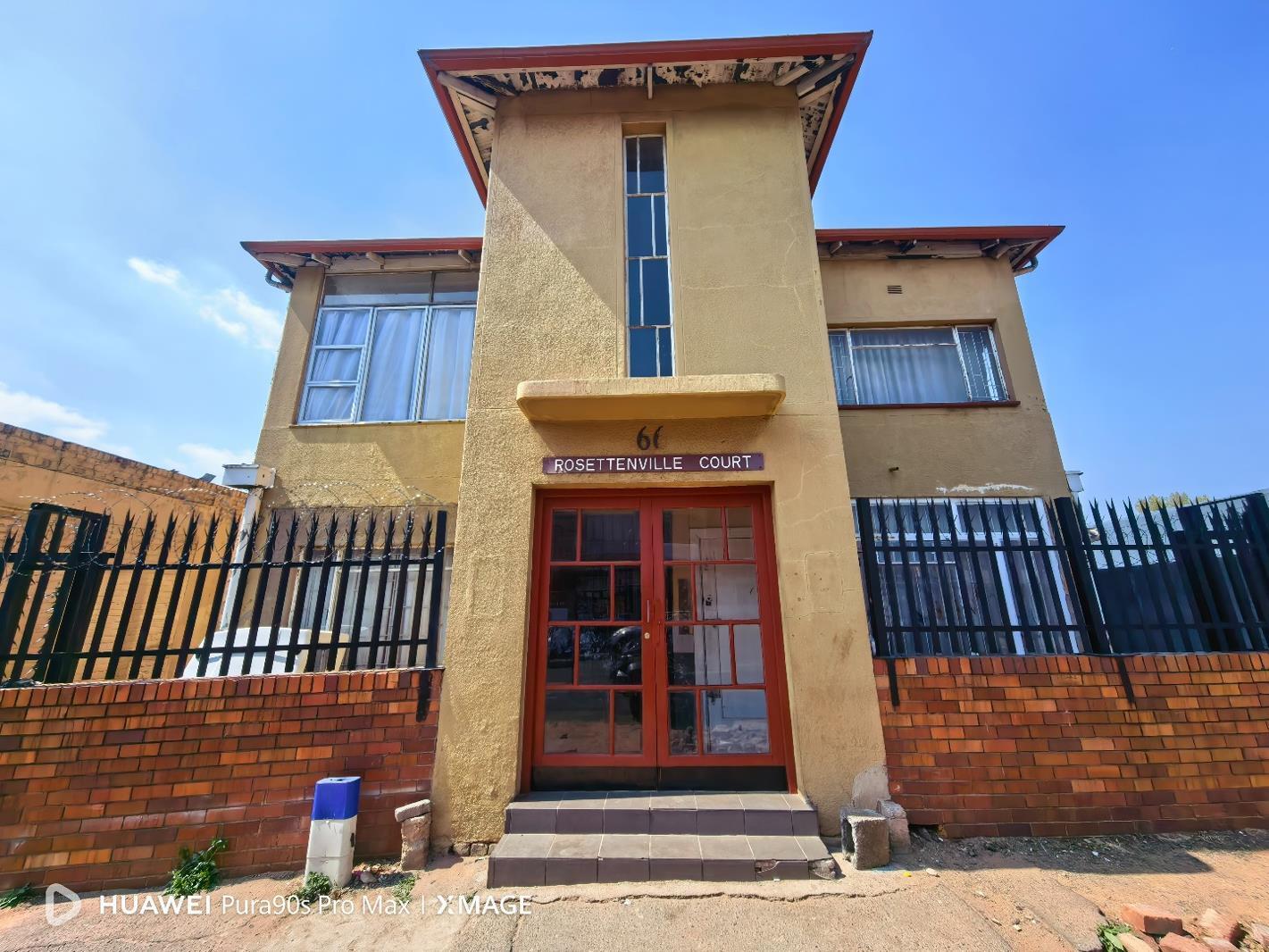 2 Bedroom Apartment in Rosettenville