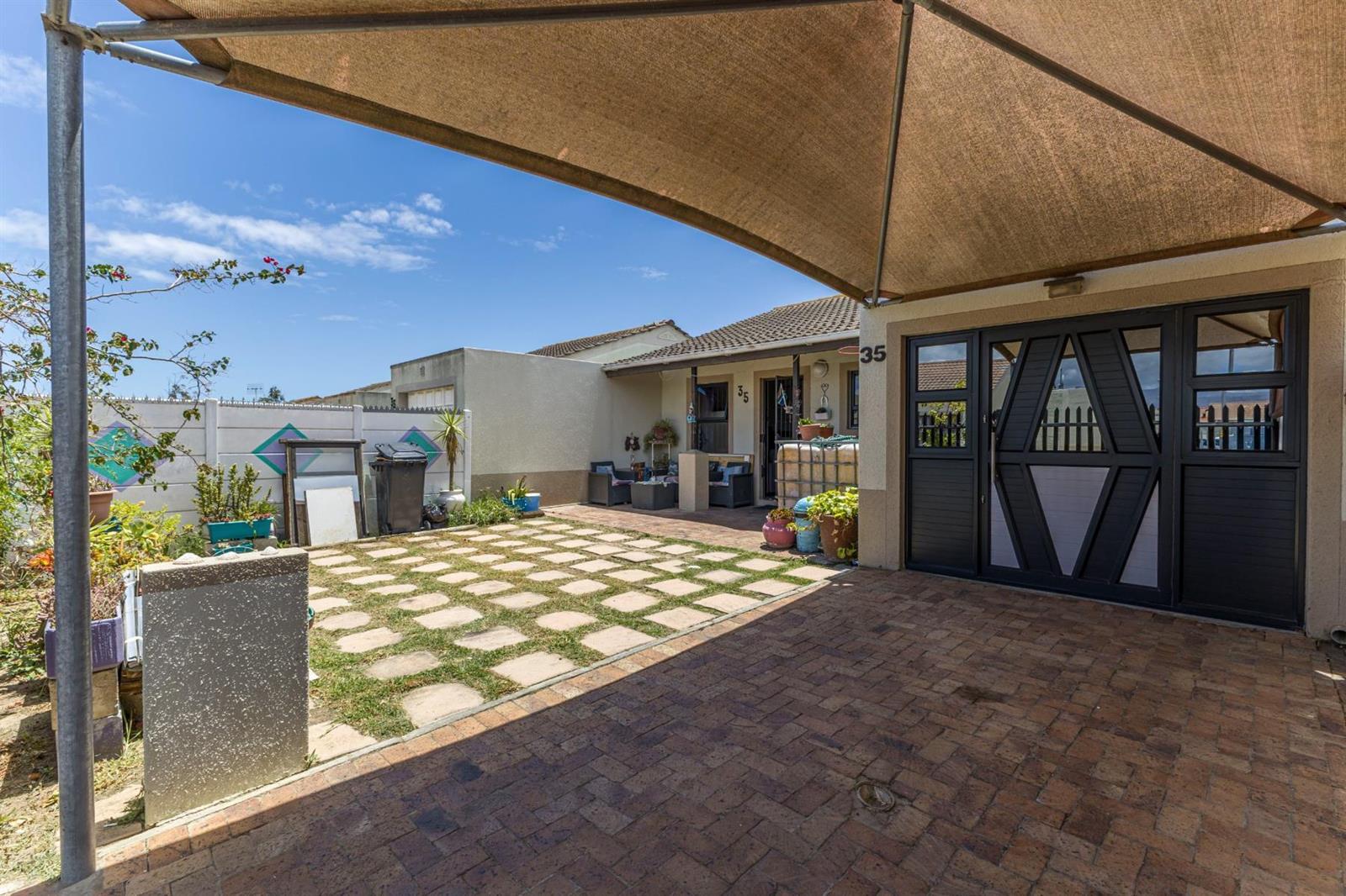 3 Bedroom House in Victoria Park