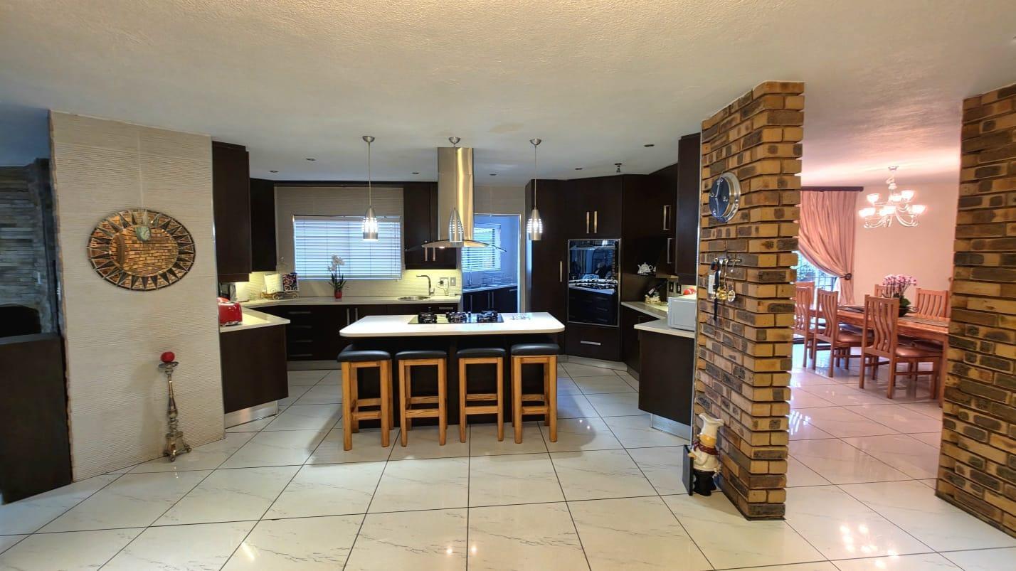 4 Bedroom House in Meyersdal