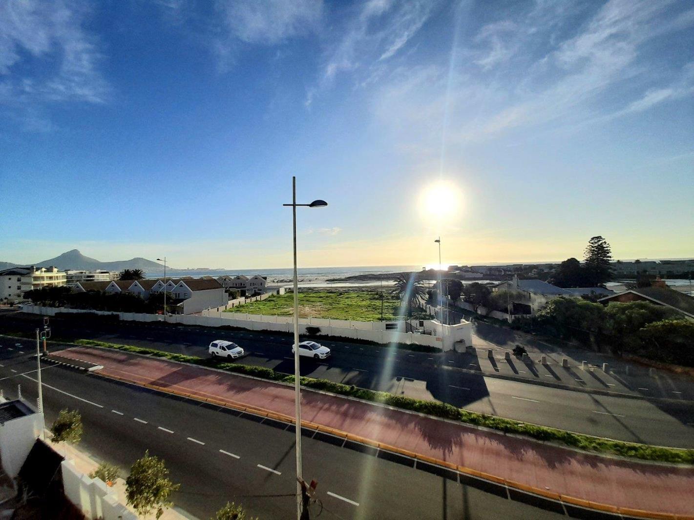1 Bedroom Apartment in Lagoon Beach