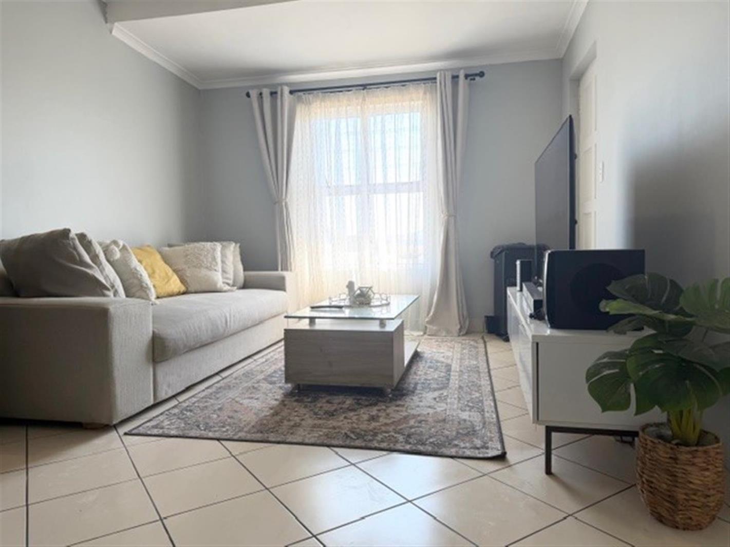 2 Bedroom Apartment in Buh Rein Estate