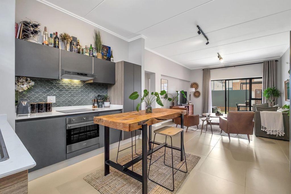 2 Bedroom Townhouse in Bryanston