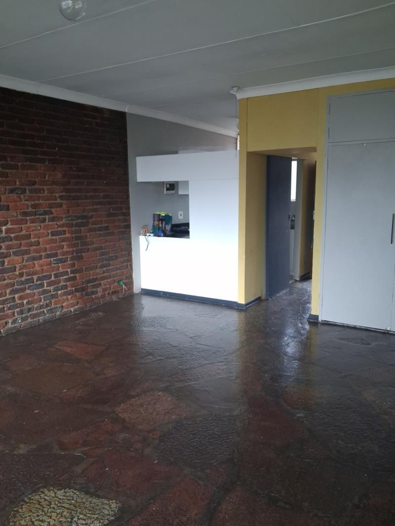 1 Bedroom Flat in Pretoria West