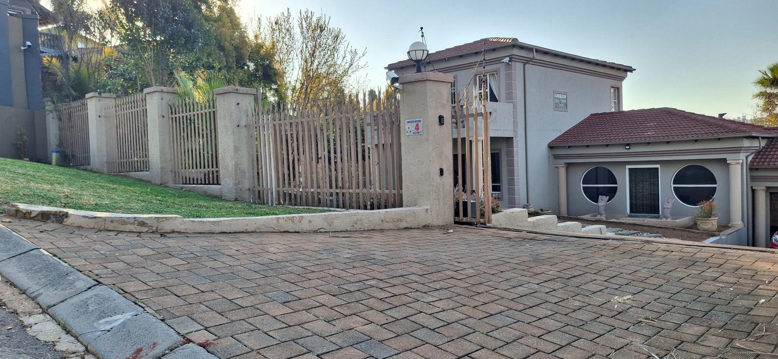 4 Bedroom House in Rangeview