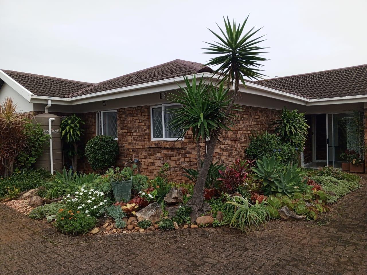 2 Bedroom Townhouse in Uvongo
