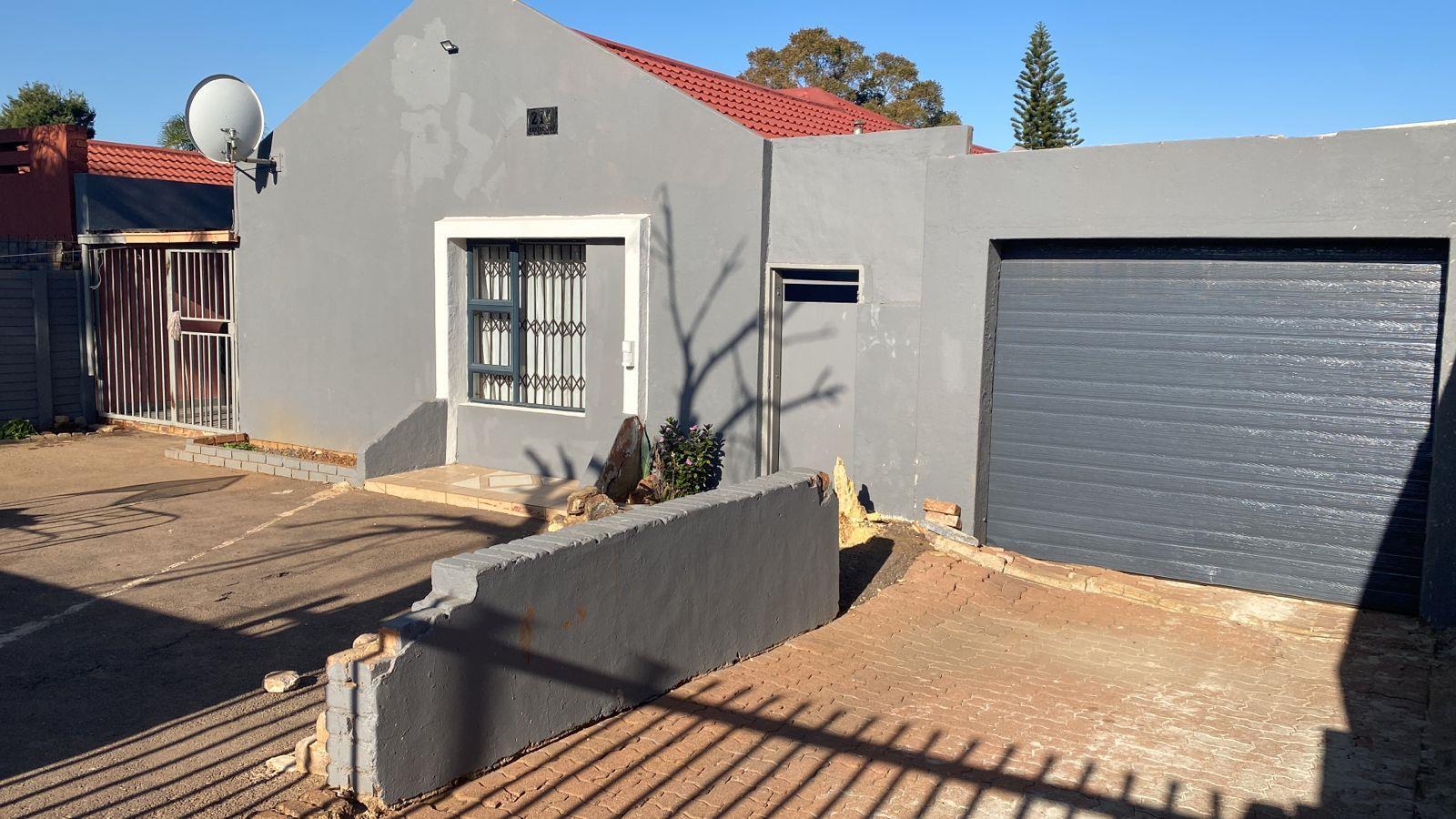 3 Bedroom House in Elandspoort