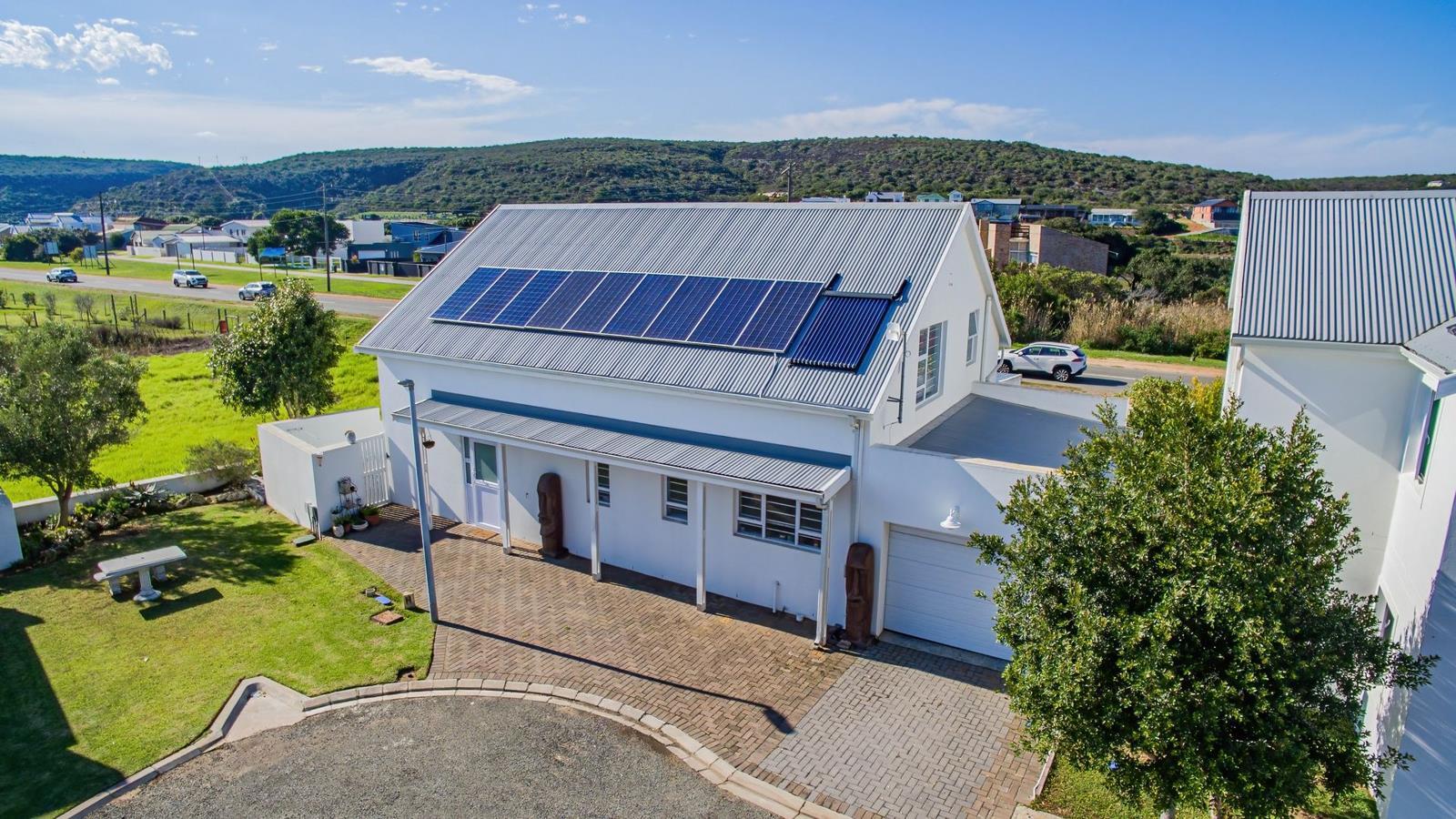 3 Bedroom House in Stilbaai Wes
