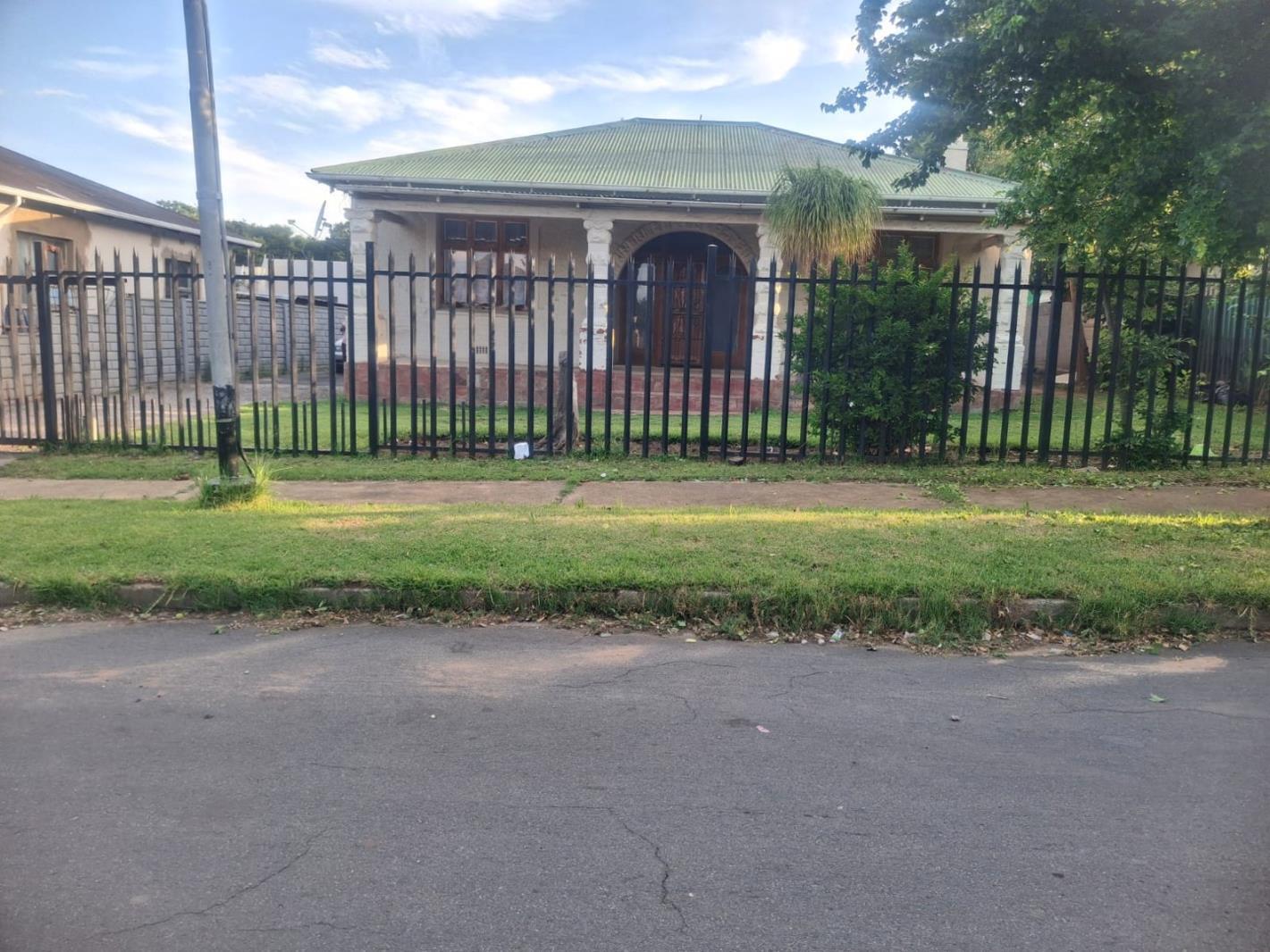 3 Bedroom House in Krugersdorp West