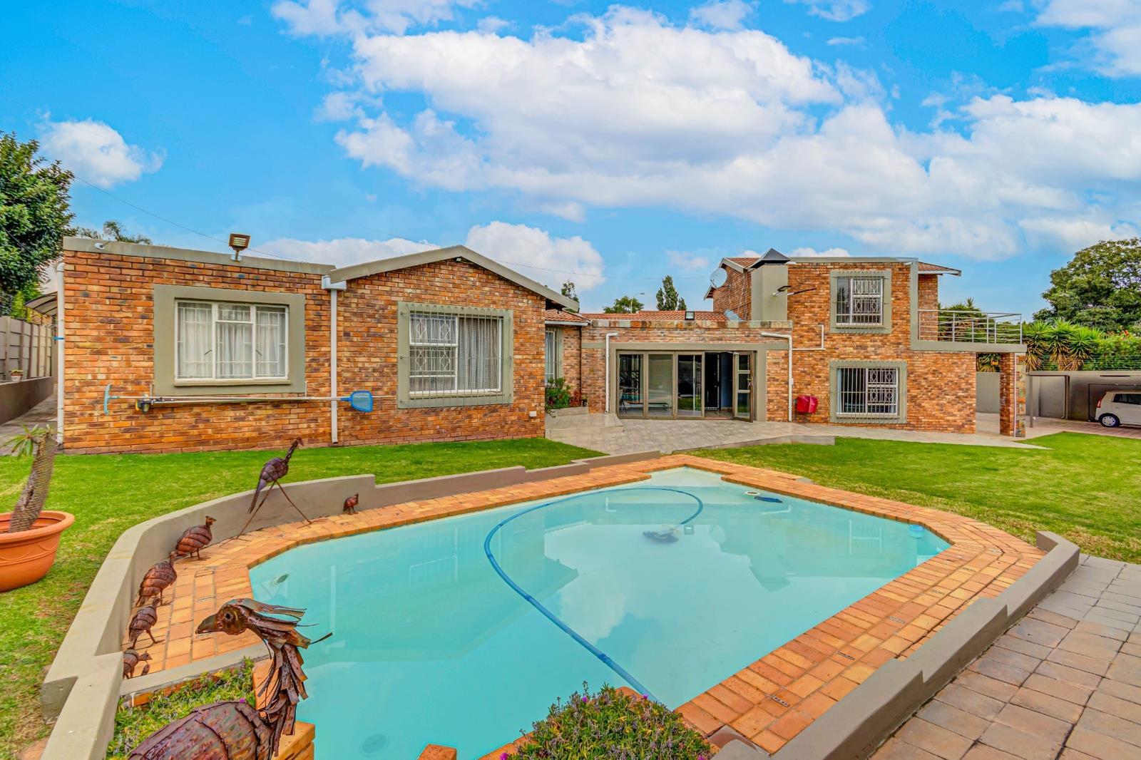 4 Bedroom House in Allens Nek