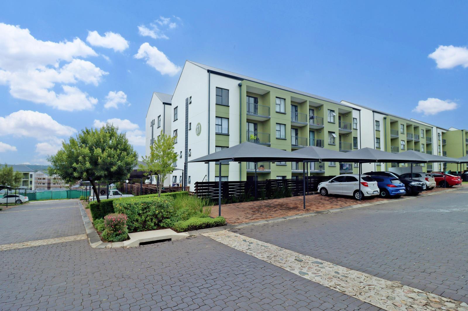 1 Bedroom Apartment in Linbro Park