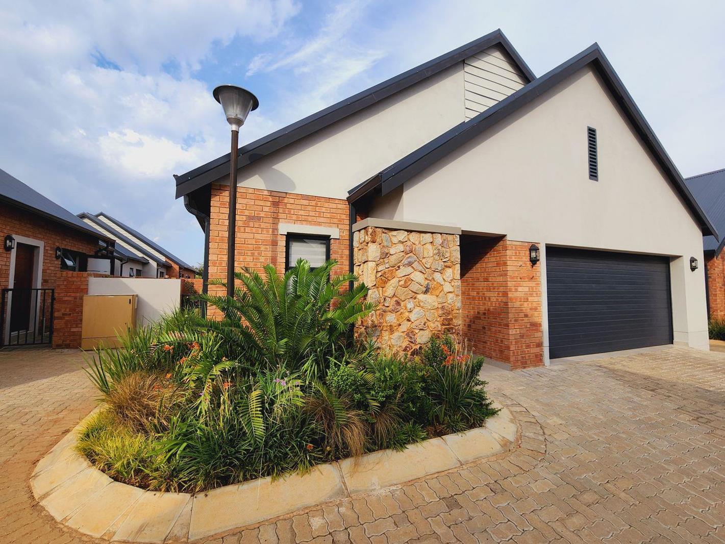 3 Bedroom Townhouse in De Land Estate