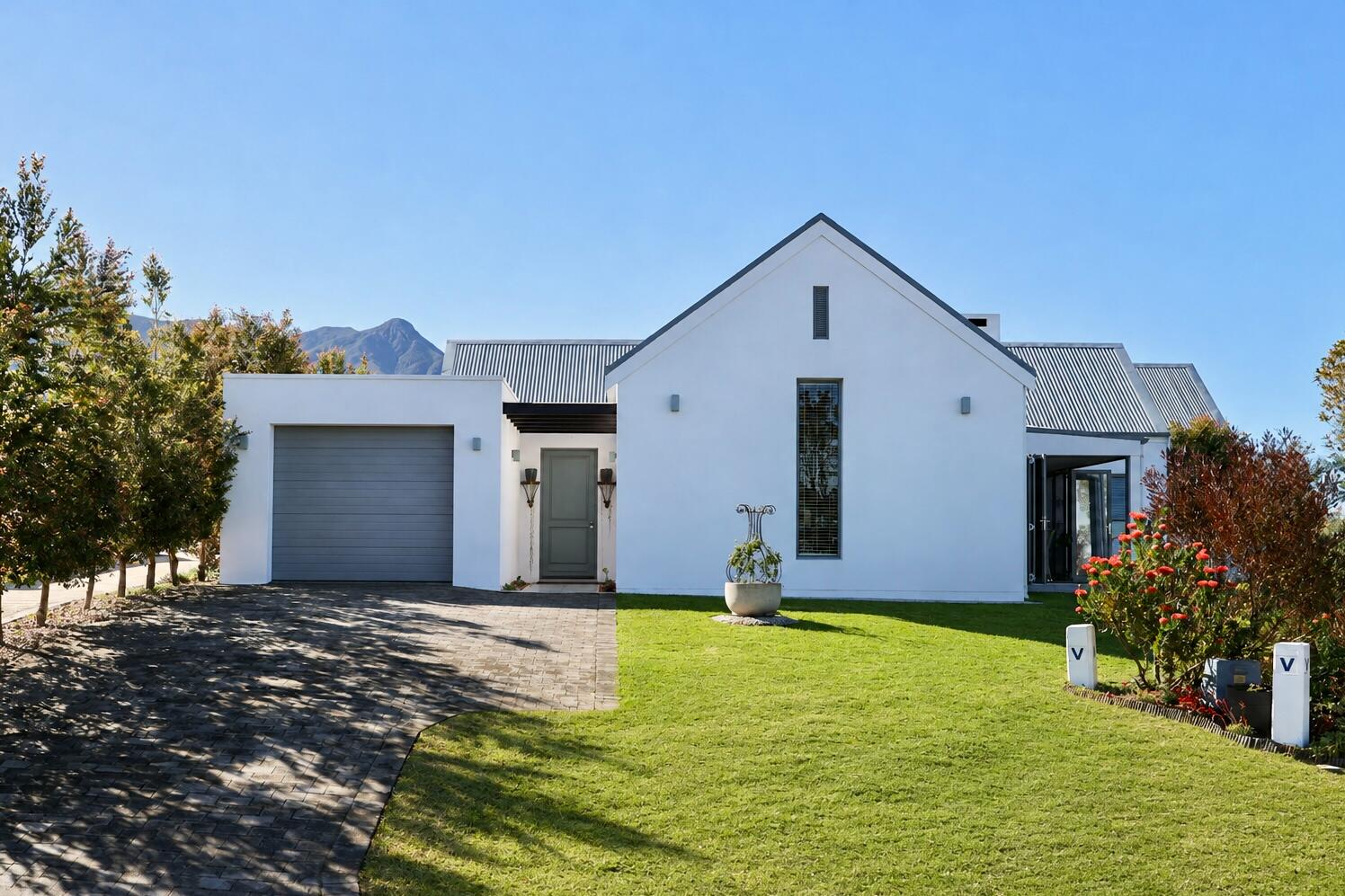 3 Bedroom House in Mont Fleur Mountain Estate