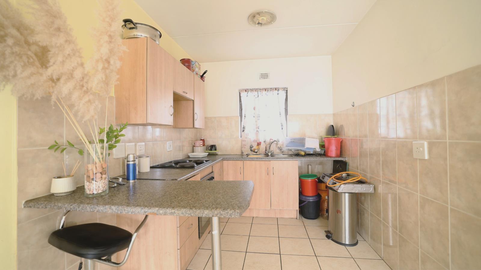 2 Bedroom Apartment in Parkrand