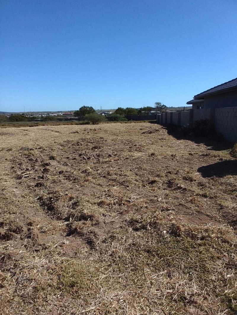 789 m² Land available in Riversbend