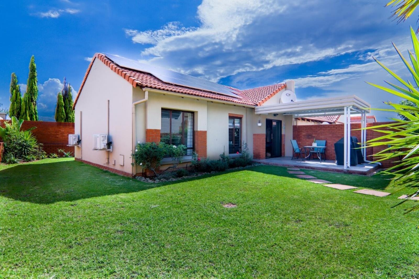 2 Bedroom Simplex in Rietvlei Ridge Country Estate