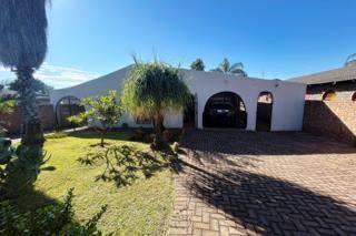 3 Bedroom House in Jan Niemand Park