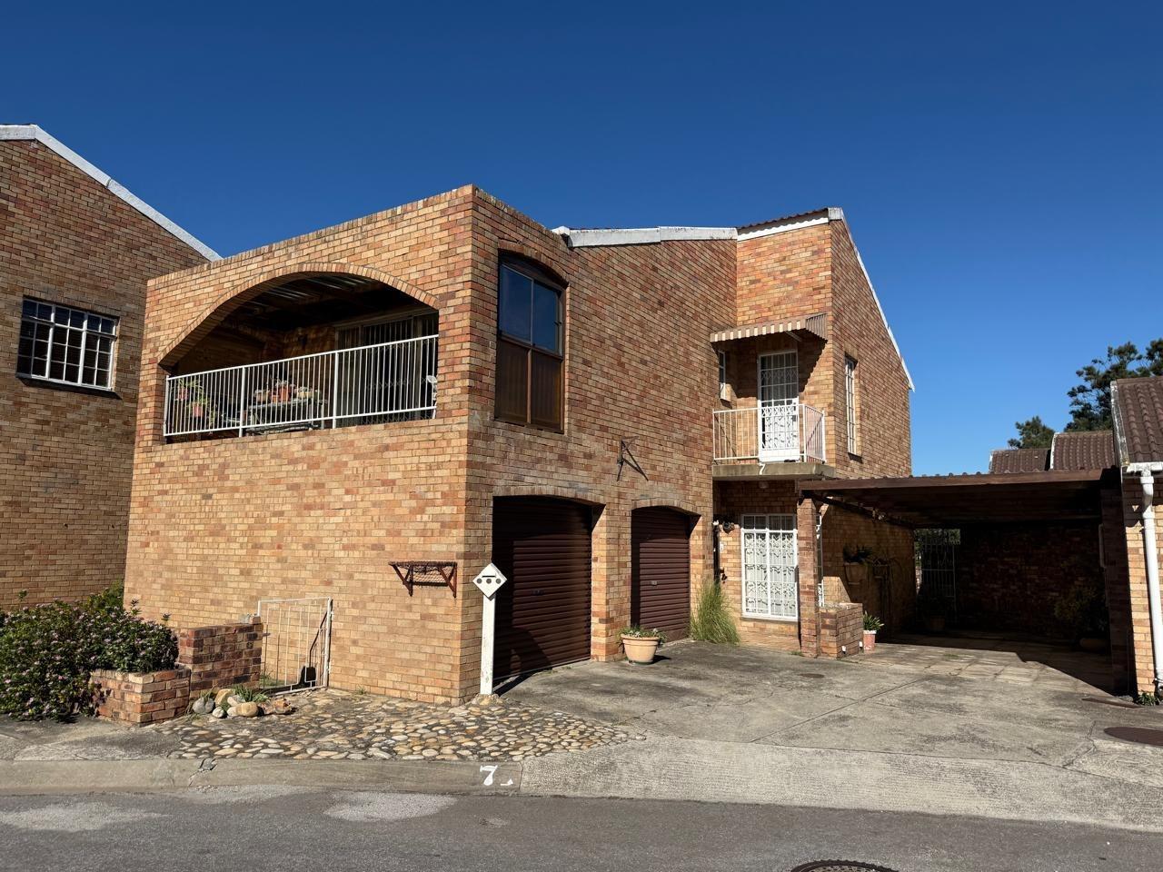 3 Bedroom House in South End