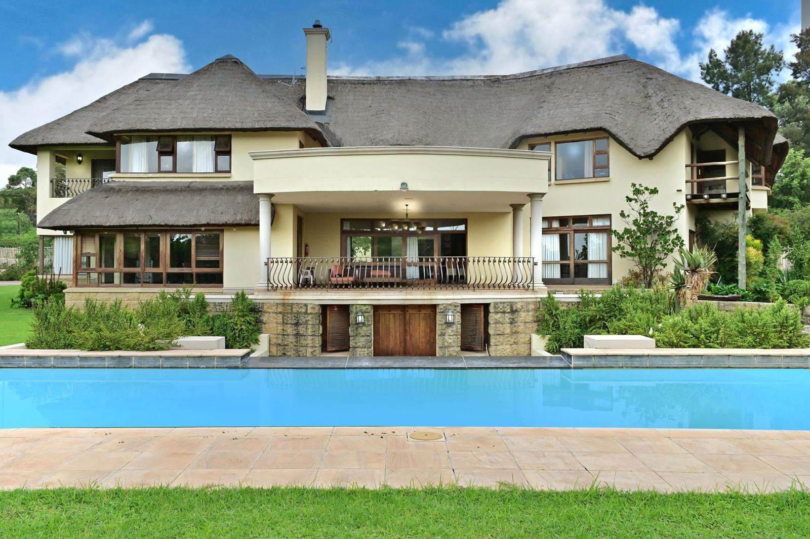 4 Bedroom House in Beaulieu