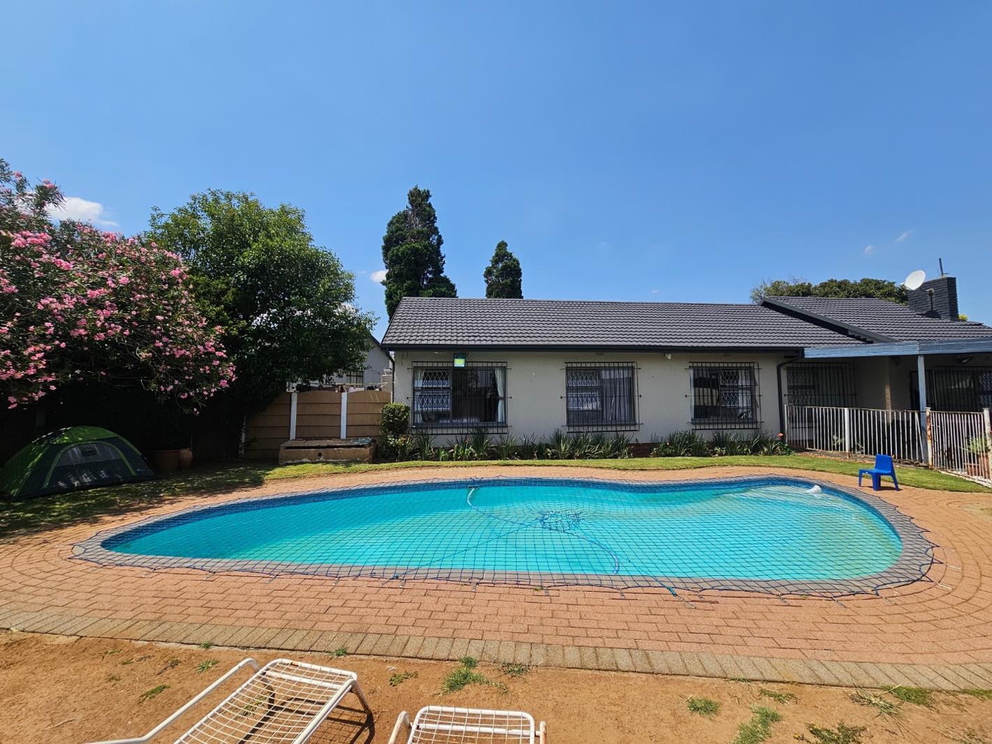 3 Bedroom House in Freeway Park