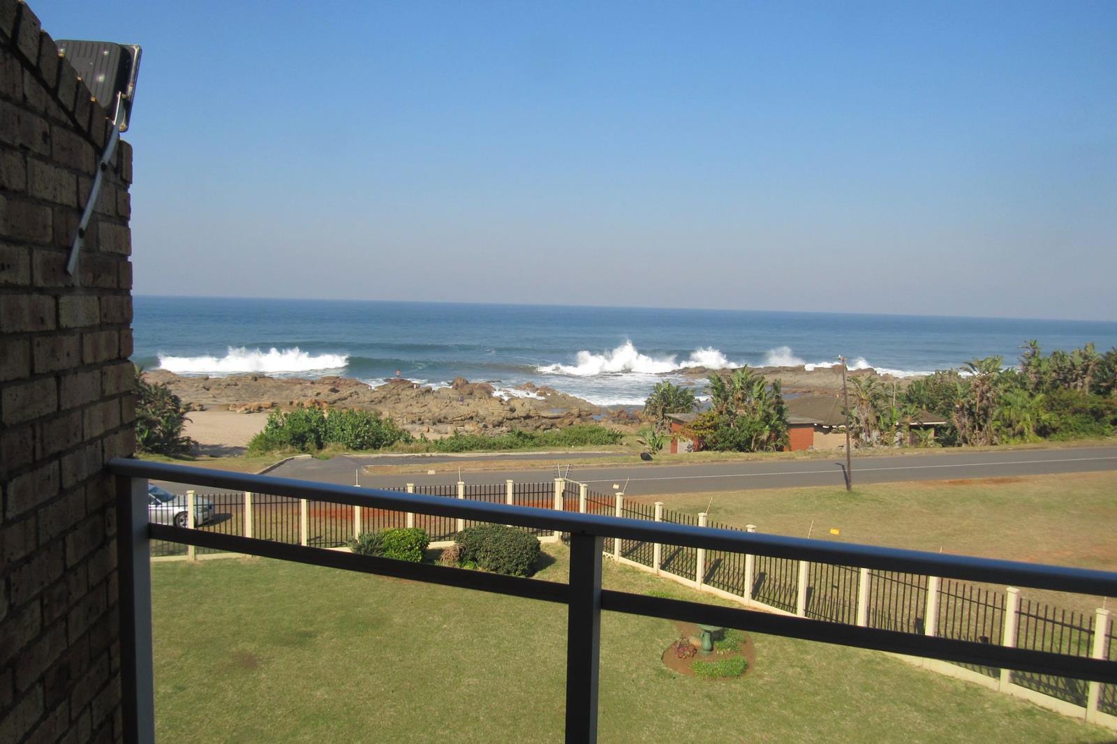 2 Bedroom Apartment in Uvongo